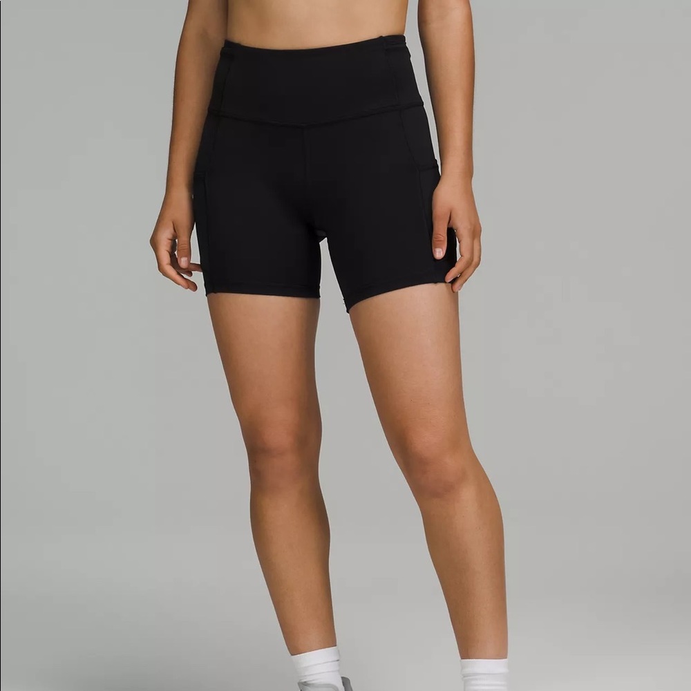 Lulu Lemon Fast and Free High-Rise Short 6"